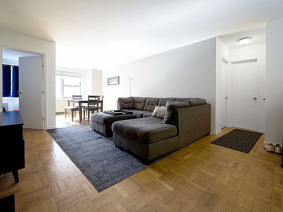 2nd image of 155 E 34th St APT 10R