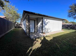 521 Cole Ave #B, Fort Worth, TX 76179