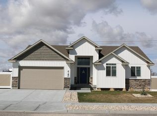 6180 Zachary Dr, Idaho Falls, ID 83402