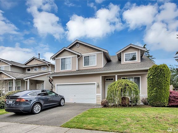 2nd image of 1623 180th St SW