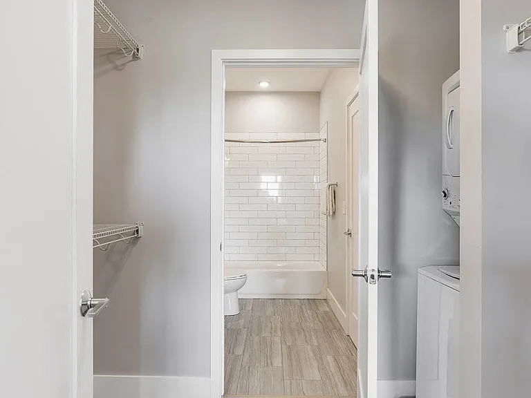 HIGHPOINT Barrington — Photo 20