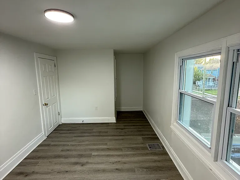 125 Osborne Rd #3 — Photo 4