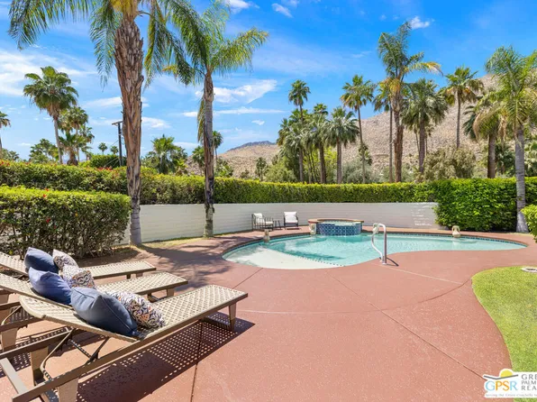 1998 S Mesa Dr, Palm Springs, CA 92264