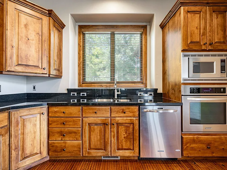 4368 W Jeremy Woods Dr — Photo 7