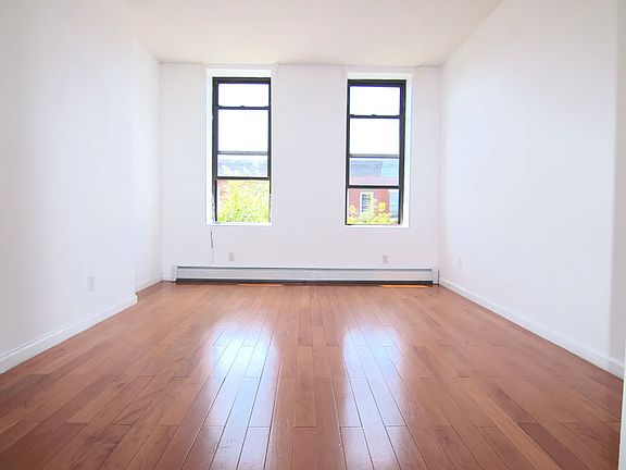 3rd image of 253 Wilson Ave APT 2L