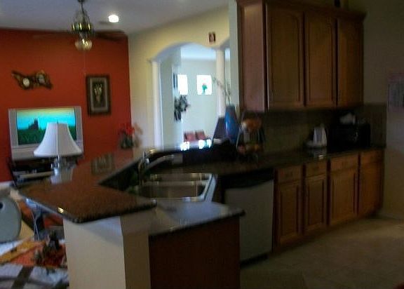 5th image of 20110 Tamiami Ave
