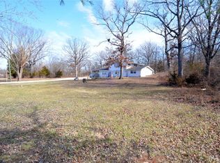1116 E Springfield Rd, Sullivan, MO 63080