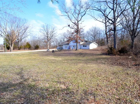 1116 E Springfield Rd, Sullivan, MO 63080