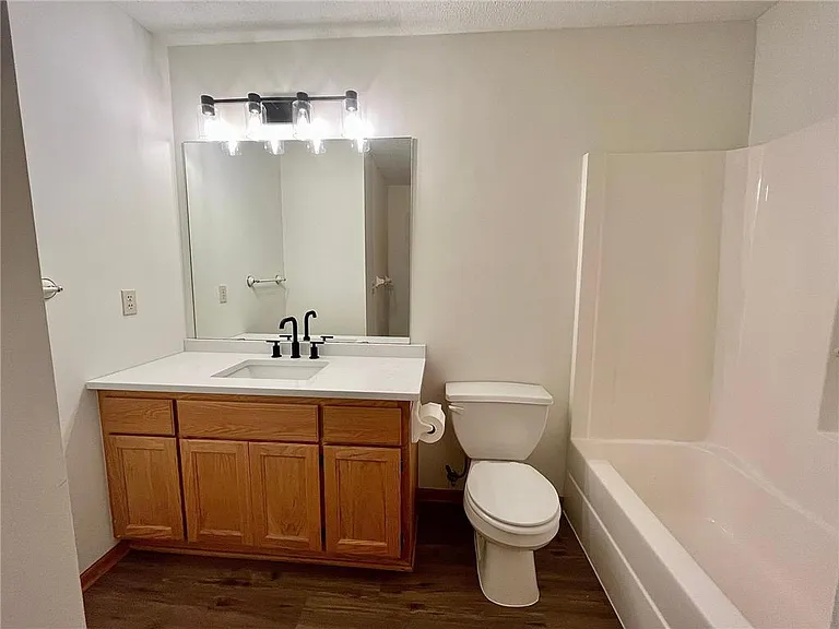 23040 Bittersweet St NW — Photo 12