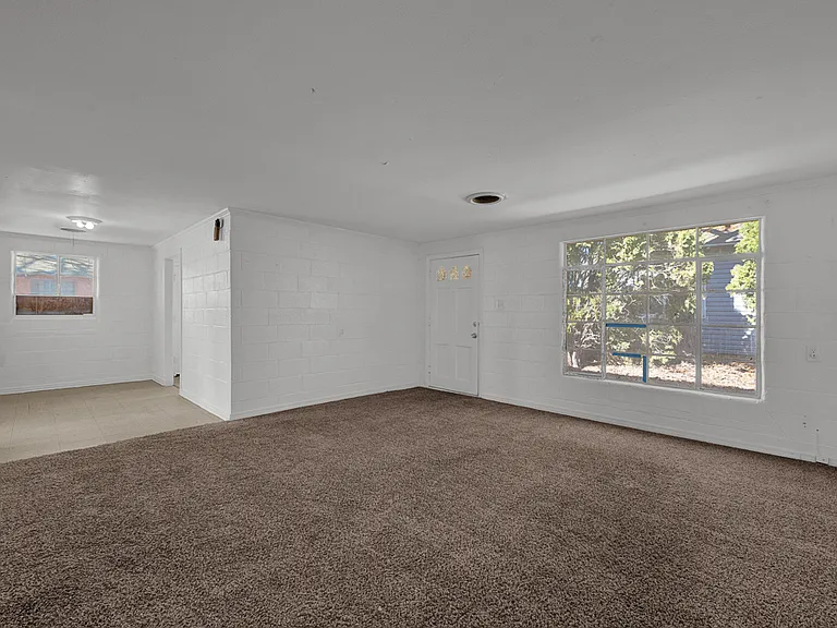 1508 S Ong St #B — Photo 3