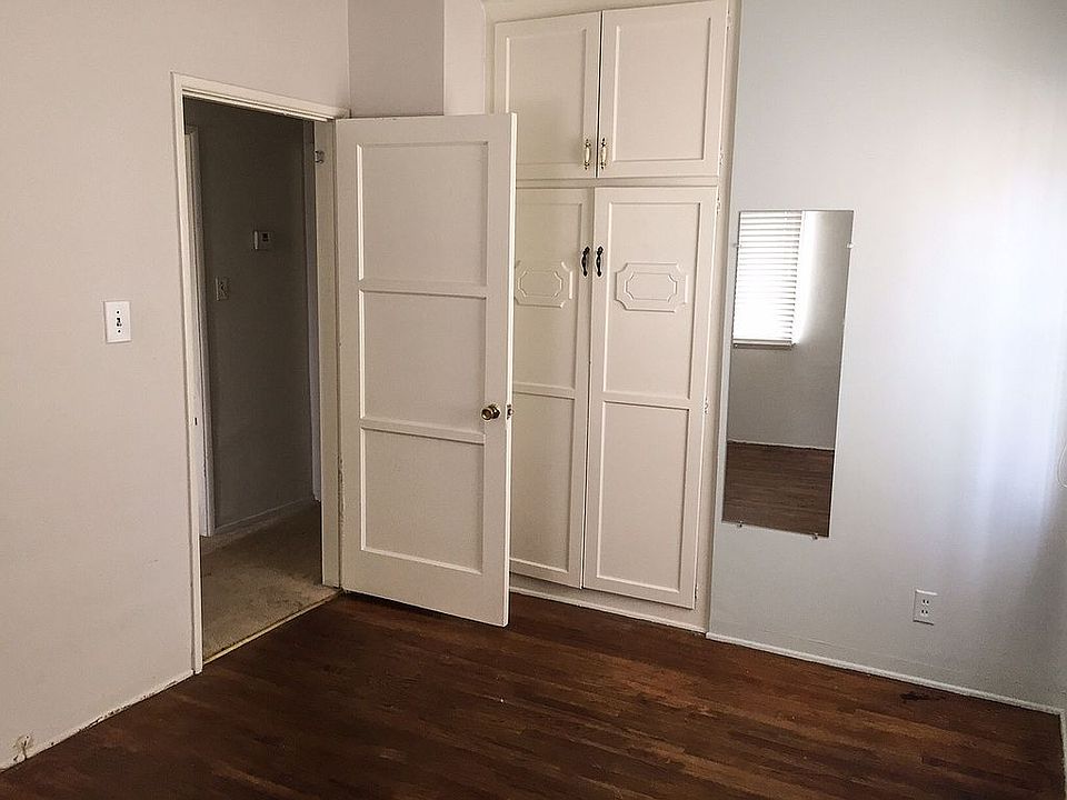 2nd image of 7420 Riverton Ave