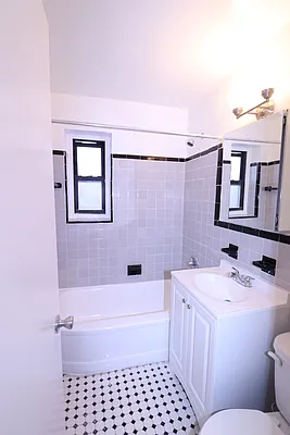 Rented by A&E Real Estate Management | media 18