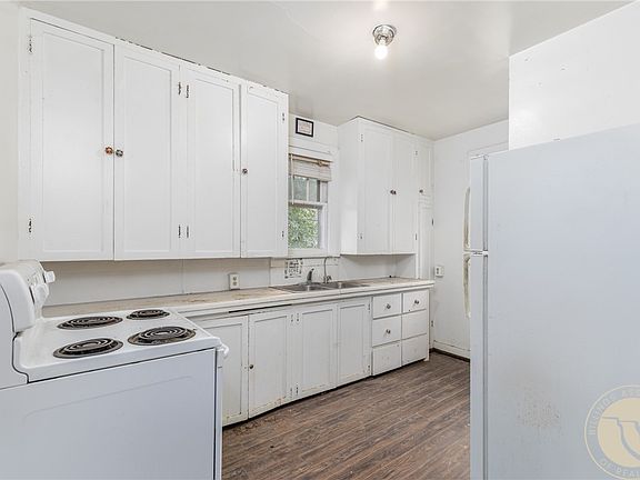 5th image of 808 N 25th St
