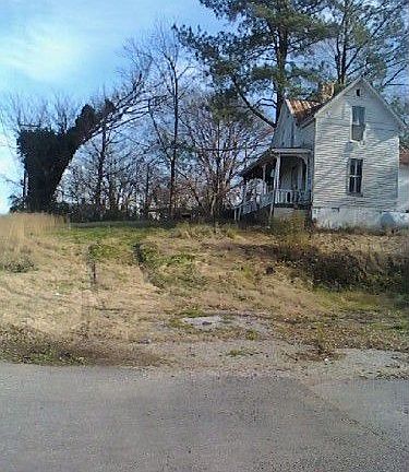 5th image of 405 Cumberland City Rd