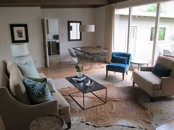 Living/Dining Area