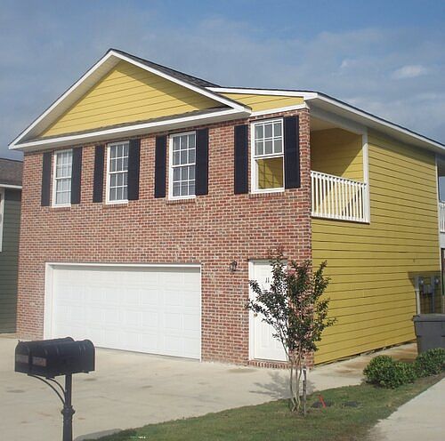 1st image of 1479-1479 Saint Andrews Ln