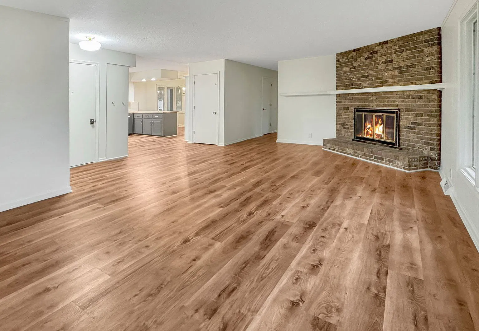 4 bed, 2.5 bath, 2246 sqft, $2,995 — Photo 3