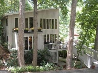 220 Lamplighter Ct SE, Marietta, GA 30067