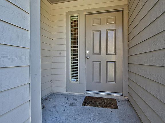 3rd image of 6019 Tenton Park Ln