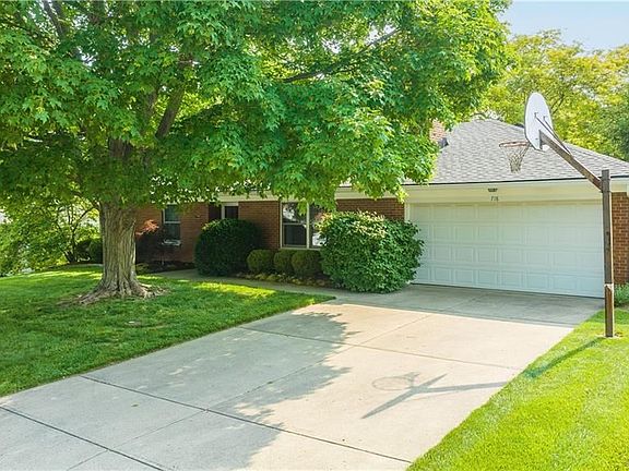 2nd image of 718 Clareridge Ln