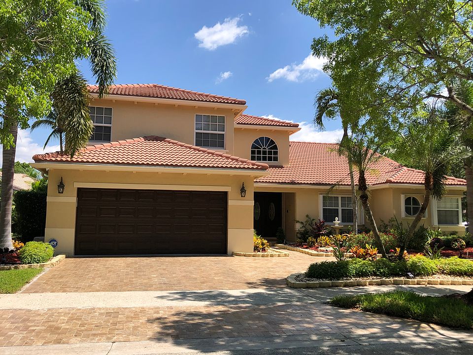 1st image of 199 Fairmont Way