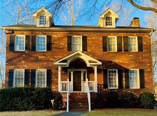 1721 Huntington Woods Ct, Winston Salem, NC 27103