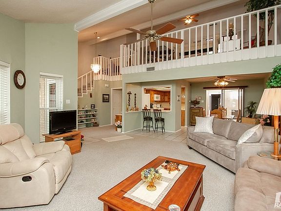 4th image of 3905 Driftwood Dr