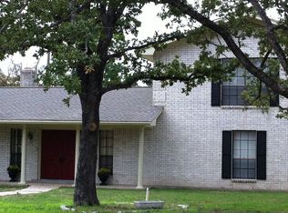 3704 Oak Ridge Dr, Bryan, TX 77802