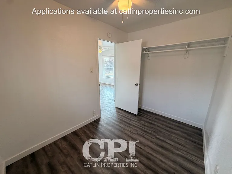 801 Columbia St — Photo 19