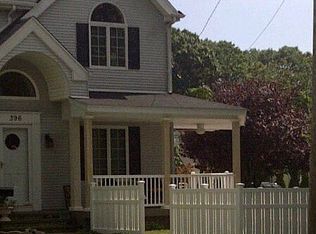 396 Nassau Pkwy, Oceanside, NY 11572