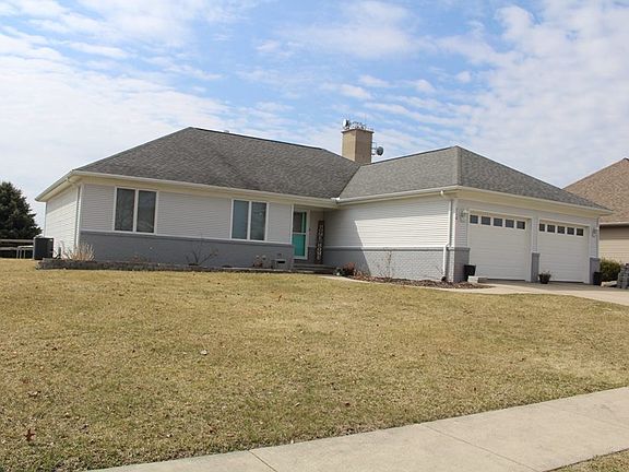 2nd image of 710 Parkside Dr