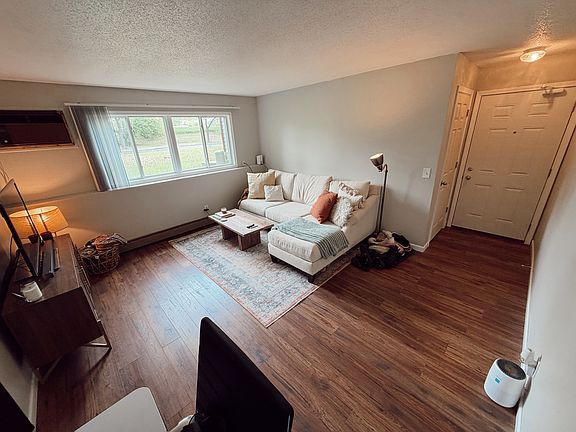 5th image of 7230 W River Rd APT 3