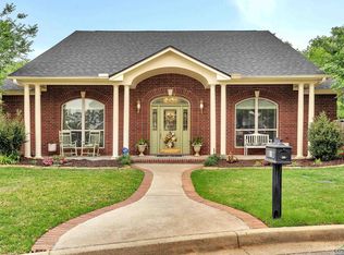509 Creekside Dr, Marshall, TX 75672