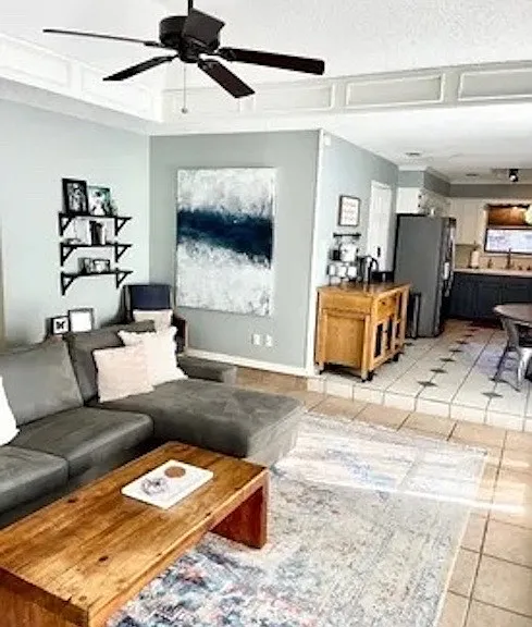 6424 Greenridge Dr — Photo 4