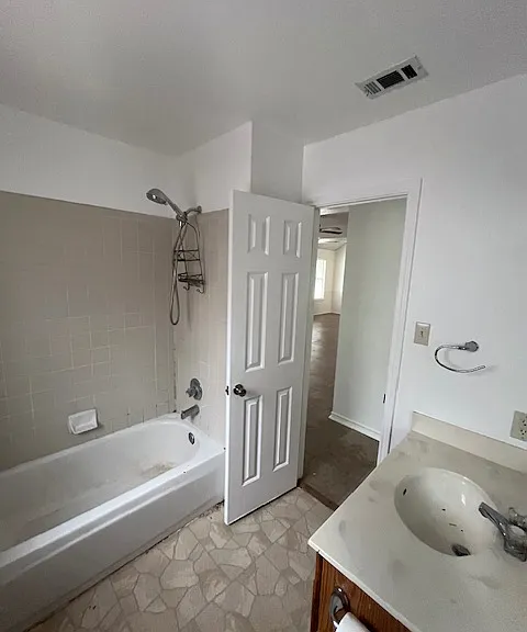 2nd 
bathroom