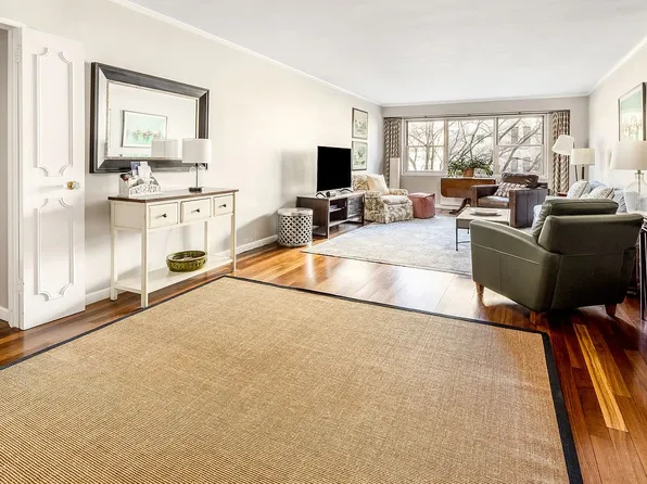 70 E 10th St APT 7H, New York, NY 10003