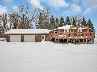 21391 430th Ave, Morris, MN 56267