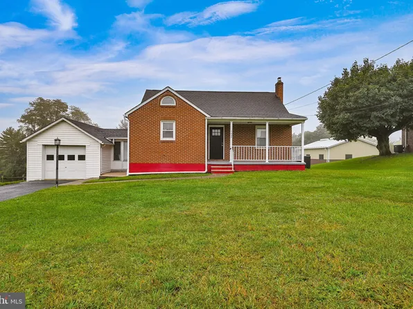 1435 Fairmount Rd, Hampstead, MD 21074