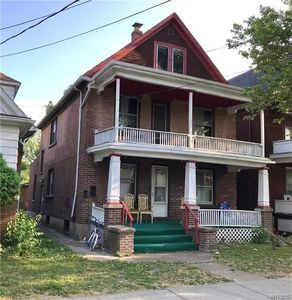 1789 Welch Ave, Niagara Falls, NY, 14303