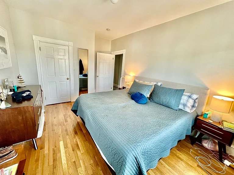 61 Wenham St #2 — Photo 8