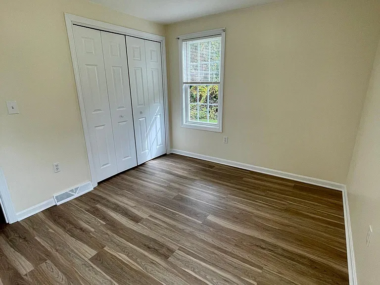 7 Prospect Ave #R — Photo 14