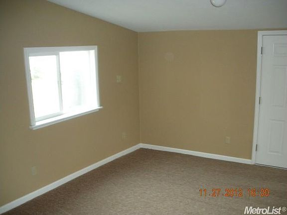 5th image of 16797 Letteau Ave