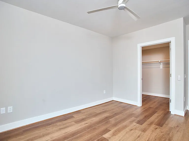 214 Hunt St #306 — Photo 19