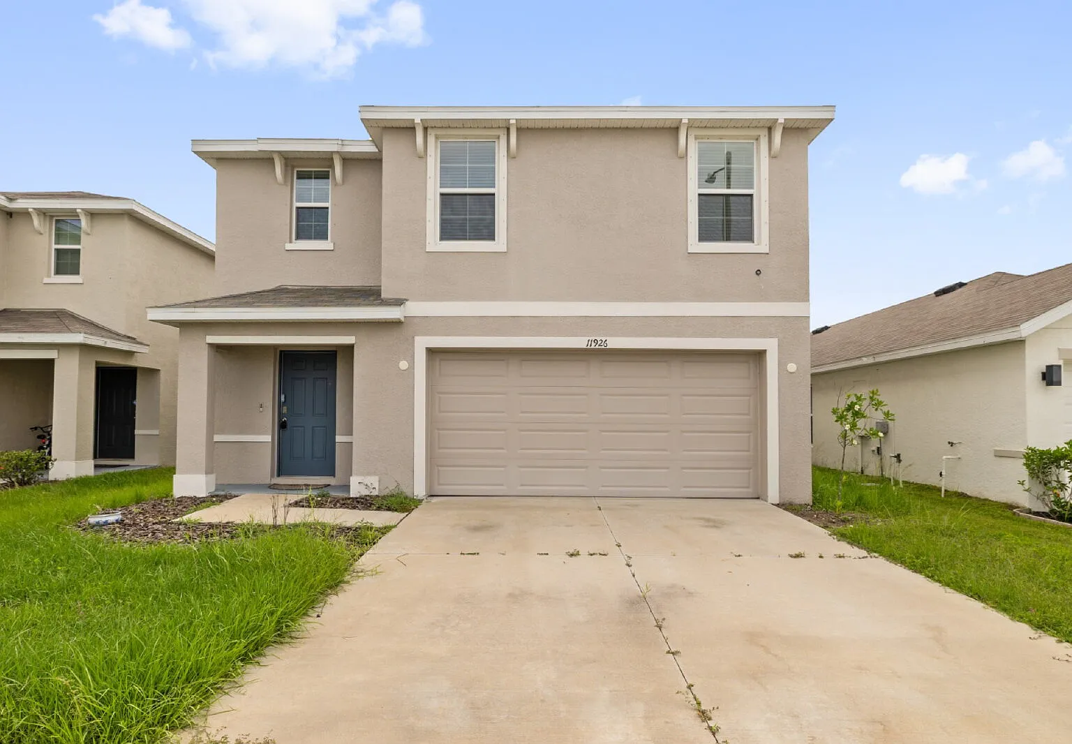 5 bed, 3.0 bath, 2447 sqft, $2,745 — Photo 2
