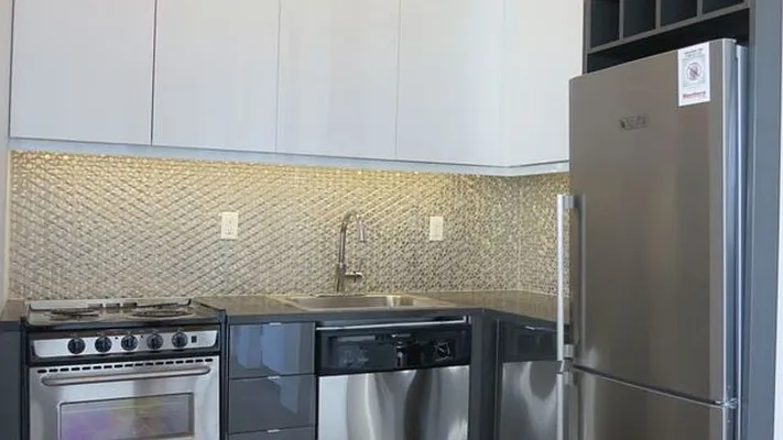 Rented by Nooklyn NYC LLC | media 43