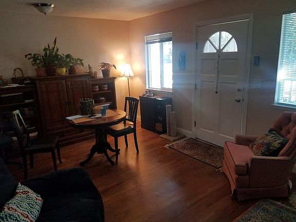 4th image of 436 Linden Ave APT C