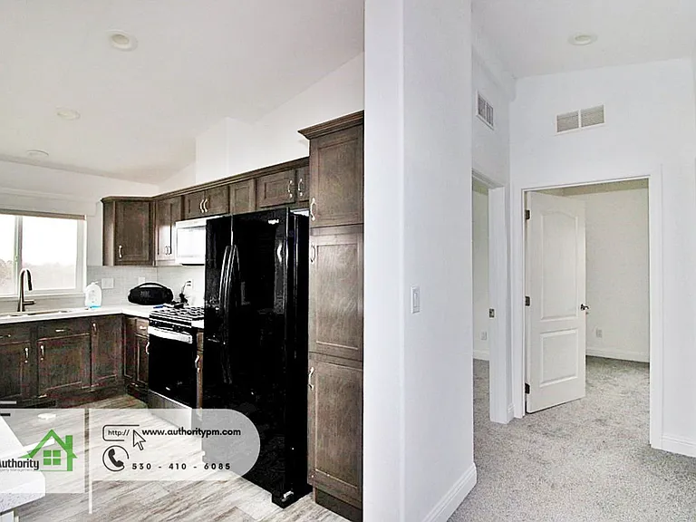 18848 Lorina Dr — Photo 7