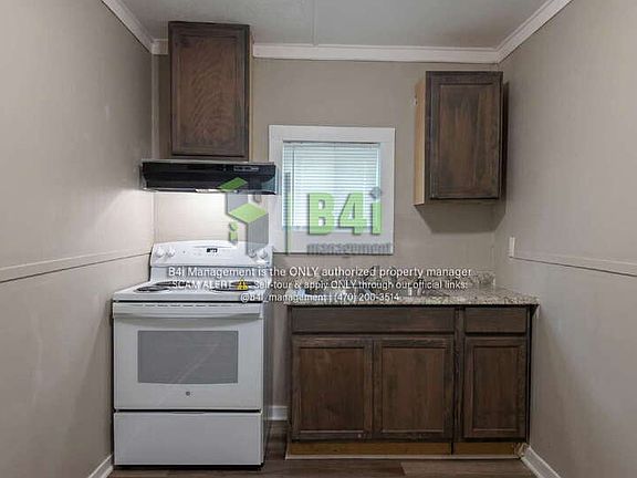 5th image of 907 Ls Glencamp Way