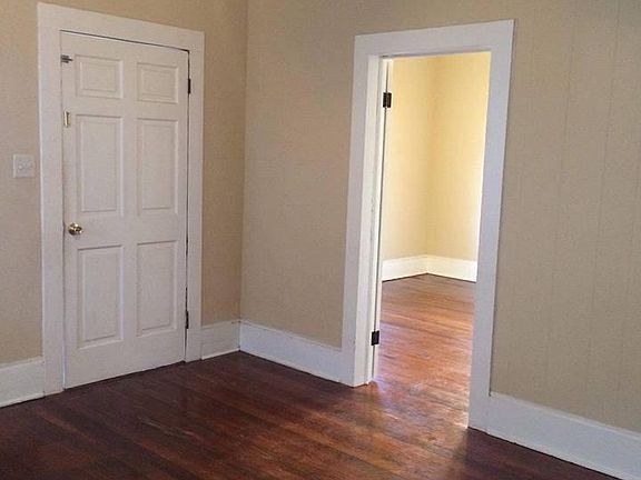 2nd image of 603 Julia St