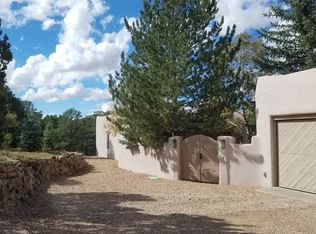 5 Estrella De La Manana, Santa Fe, NM 87508